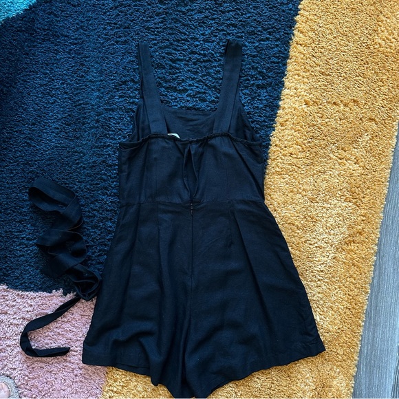 H&M Linen-Blend Romper - Picture 4 of 8